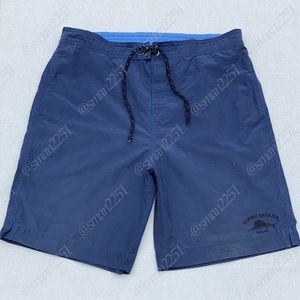 Tommy Bahama Board Shorts in Size L. NWOT!
